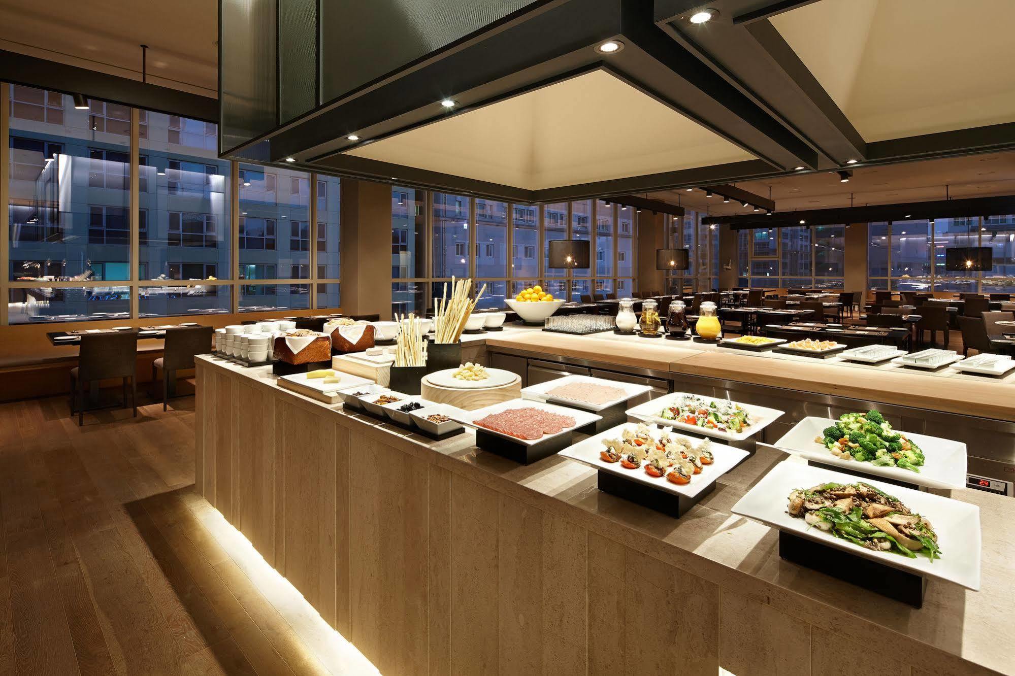 Shilla Stay Seodaemun Seoul Station מראה חיצוני תמונה